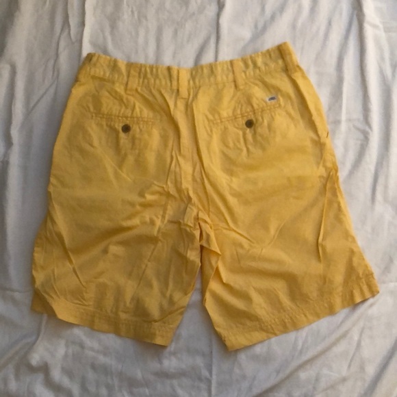 Yellow IZOD Saltwater Waist 34 - Picture 3 of 3